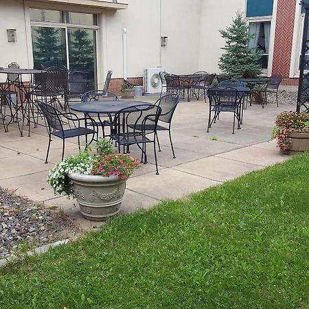 Hibbing Park Hotel Exterior photo
